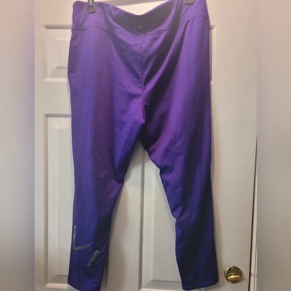 Livi active wear - Picture 1 of 9